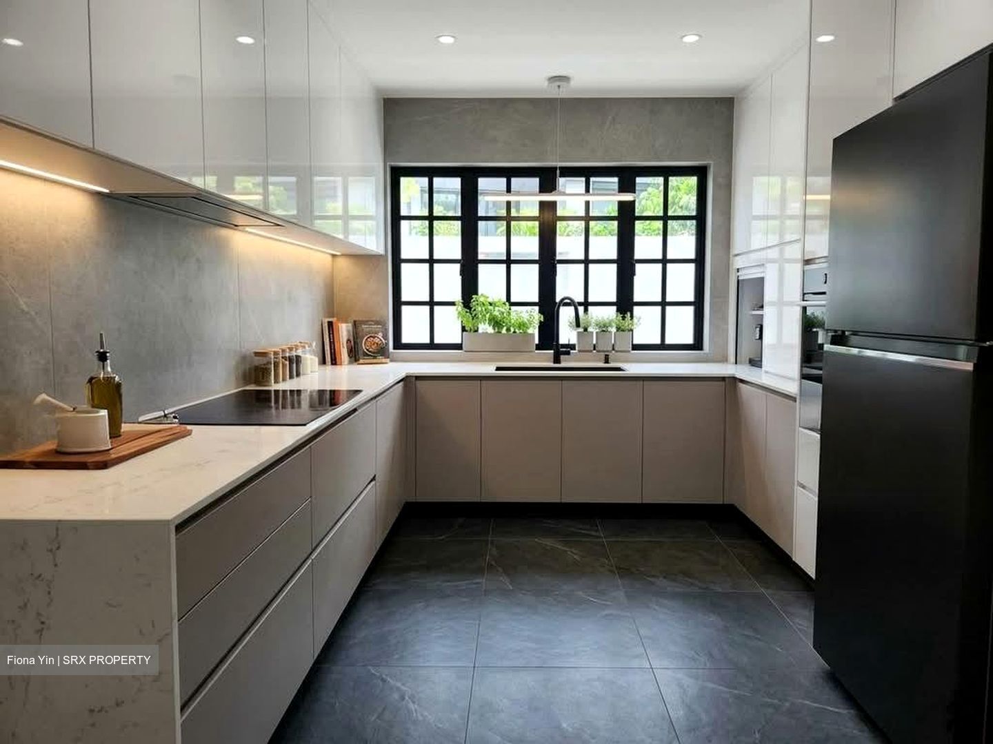 Holland Gardens (D10), Semi-Detached #565598771
